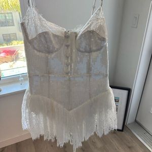 The Dolls House Fashion Roxanna Playsuit in Pearl Iridescence Small - Coachella